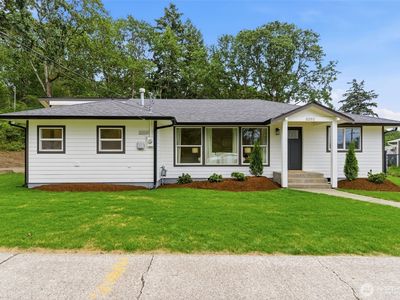 3202 S 76th Street