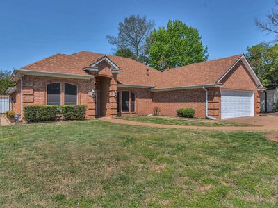 304 Eastwood Dr