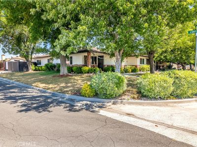 27156 Wedgewood Dr