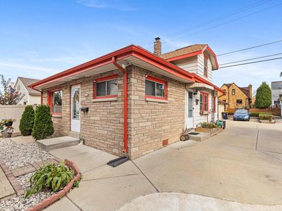 2352 South 79th STREET