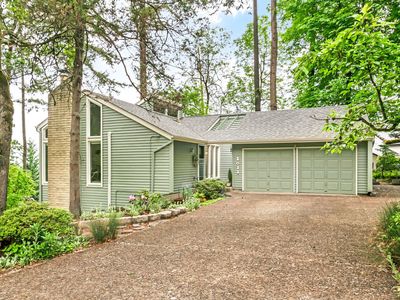 2877 Timberline Dr