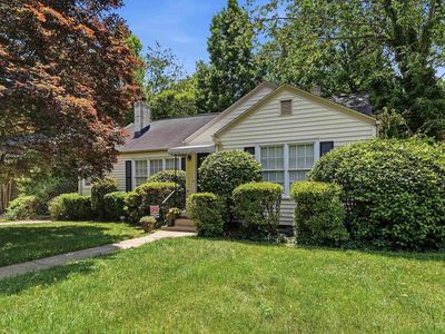 8 Northwood Ave