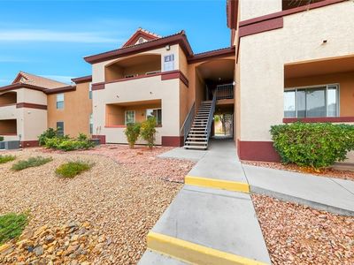 231 W Horizon Ridge Pkwy APT 416