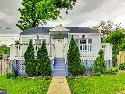 11707 Dewey Rd