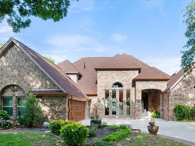 814 Muirfield Dr