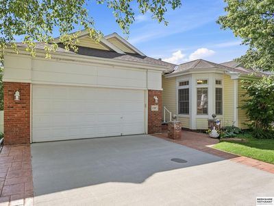 1707 S 173rd Plz