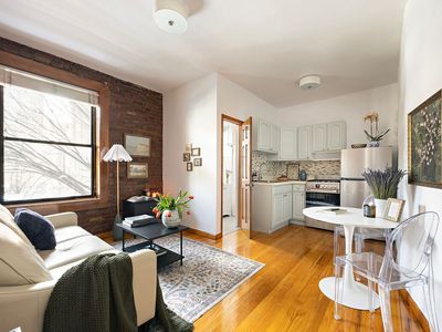 237 Eldridge St APT 17