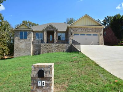 14 Wellington Pl