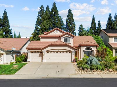 1320 Avenida Alvarado