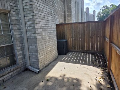 3780 Tanglewilde St APT 106