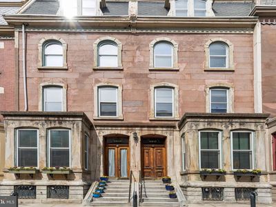 2217 Delancey Pl #6