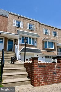 10212 Woburn Pl