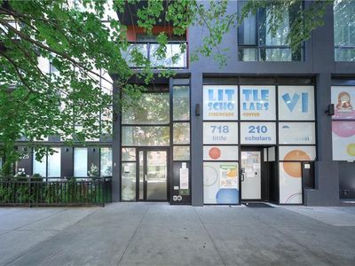 631 E 18th St #2C