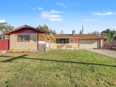 2633 Fenton St
