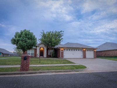 2500 NW 180th St