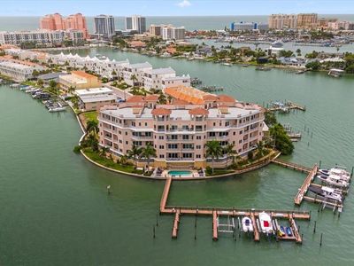 205 Brightwater Dr APT 401