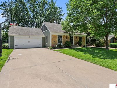 1604 Devoe Dr