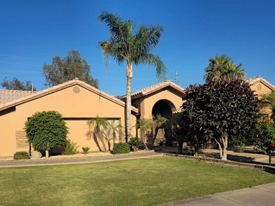 1933 S 33rd Dr