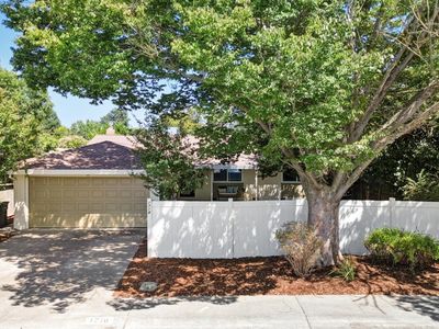 1718 Manzanita Ln