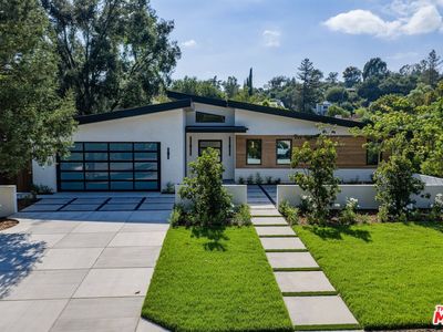 1009 Daly Rd