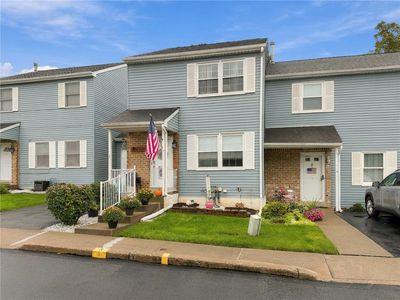 2 Princeton Ct