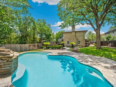 207 E SUNSET RD