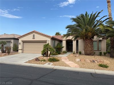 4765 Regalo Bello St