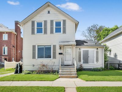 7515 W Douglas Ave