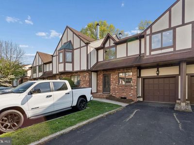 Property at 3 Cambridge Dr, Ewing, NJ
