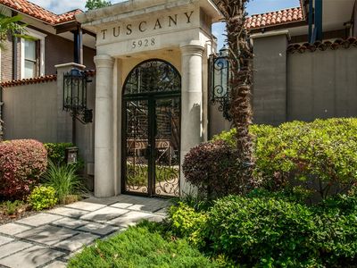 5904 Sandhurst Ln APT 149