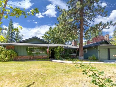 126 S Eureka Dr