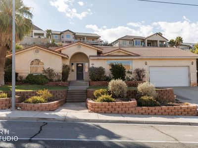 Property at 640 Hillside Dr, Mesquite, NV