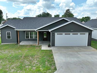 405 SE 12th St