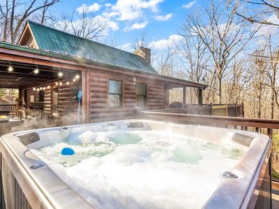 211 Highland Forest Dr