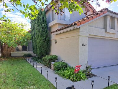 1727 Avenida Vista Labera