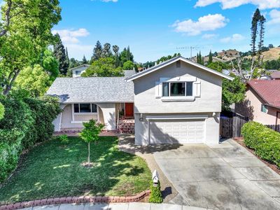 360 Woodside Circle