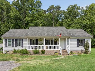 3290 Poplar Dr