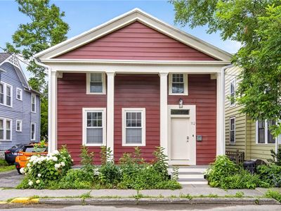112 Sears St