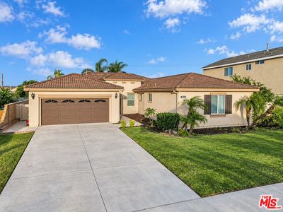 17886 Robusta Dr