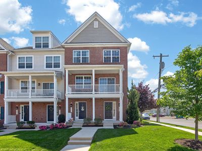 21 N Mitchell Ave