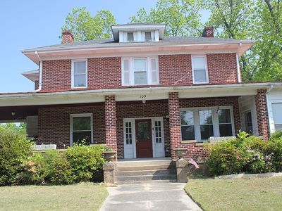 109 E Centennial St