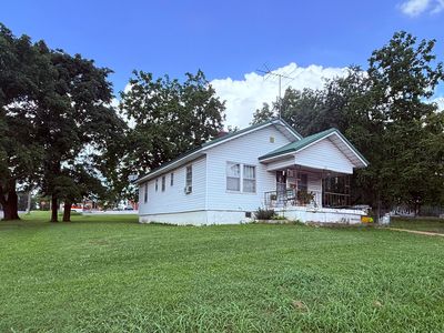 209 W 2nd Street
