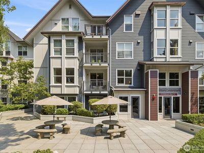 55 Williams Avenue S #201