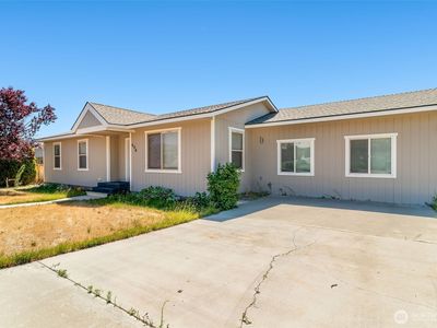 604 Bramble Avenue