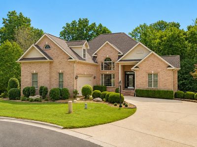 320 Cascade Dr