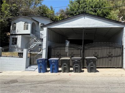1041 Geraghty Ave