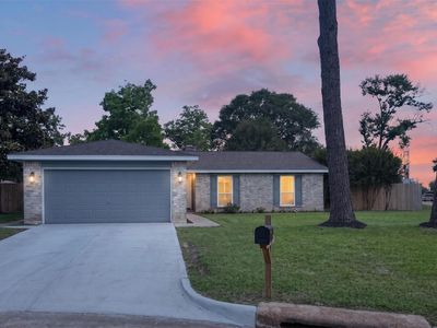 8422 Old Meadow Ln