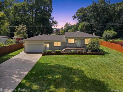 2494 Frankson Ave