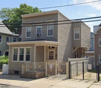 205 Lake St