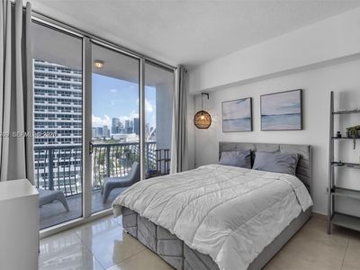 1750 N Bayshore Dr APT 1204